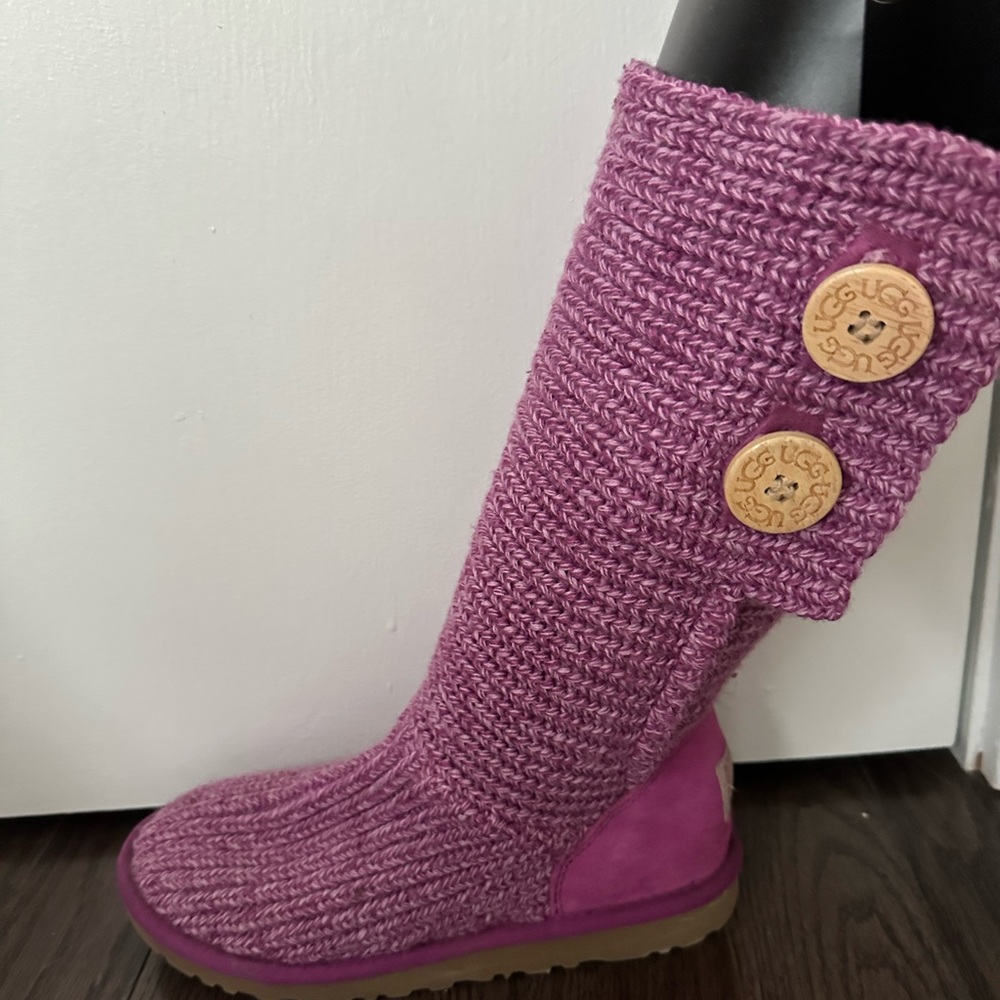 UGG Australia Women 5649 Sweater Cardi Boots Shoes Sz 5- Women | Size: 5